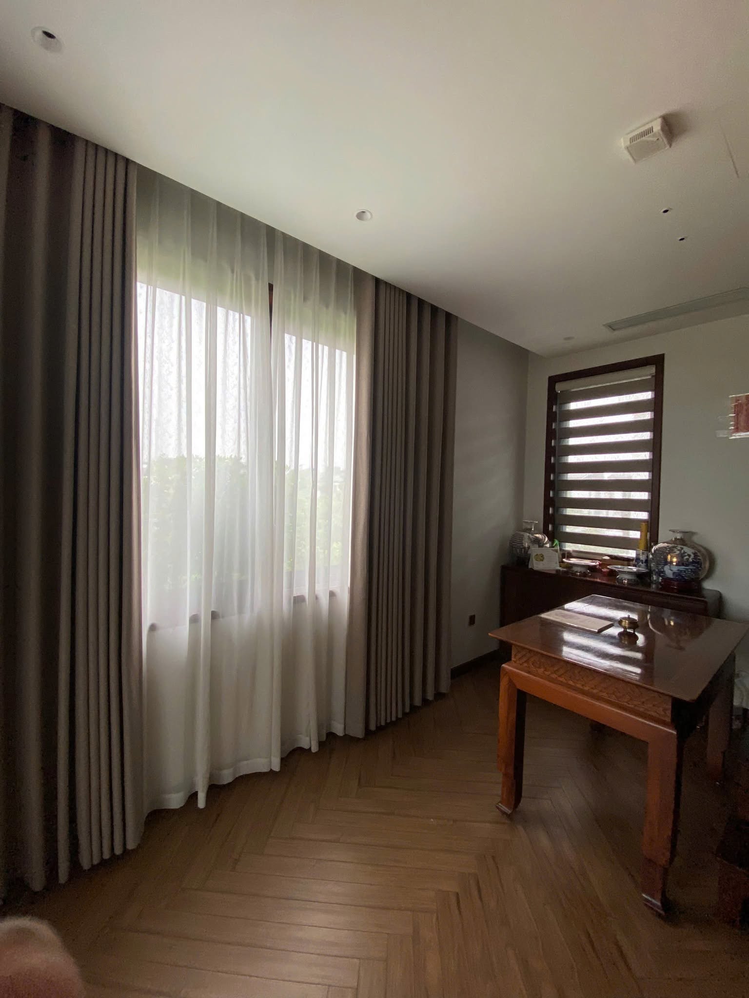giat-rem-cua-tai-ha-do-charm-villas-hoai-duc