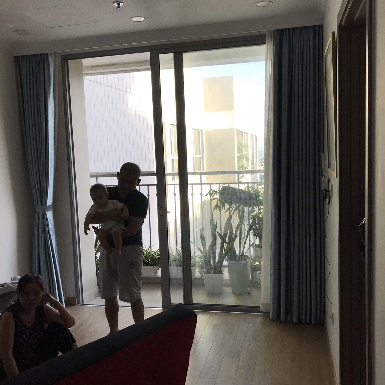 giat-rem-cua-tai-vinhomes-ham-nghi